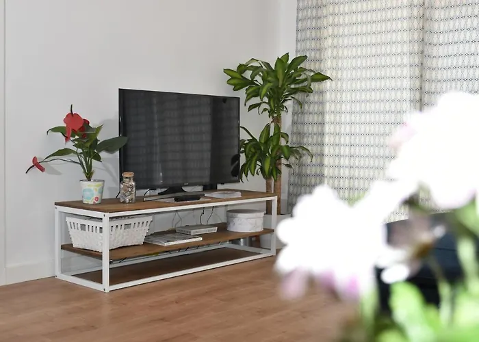 Spectacular Apartment 8 Pax/4 Rooms & Free Parking